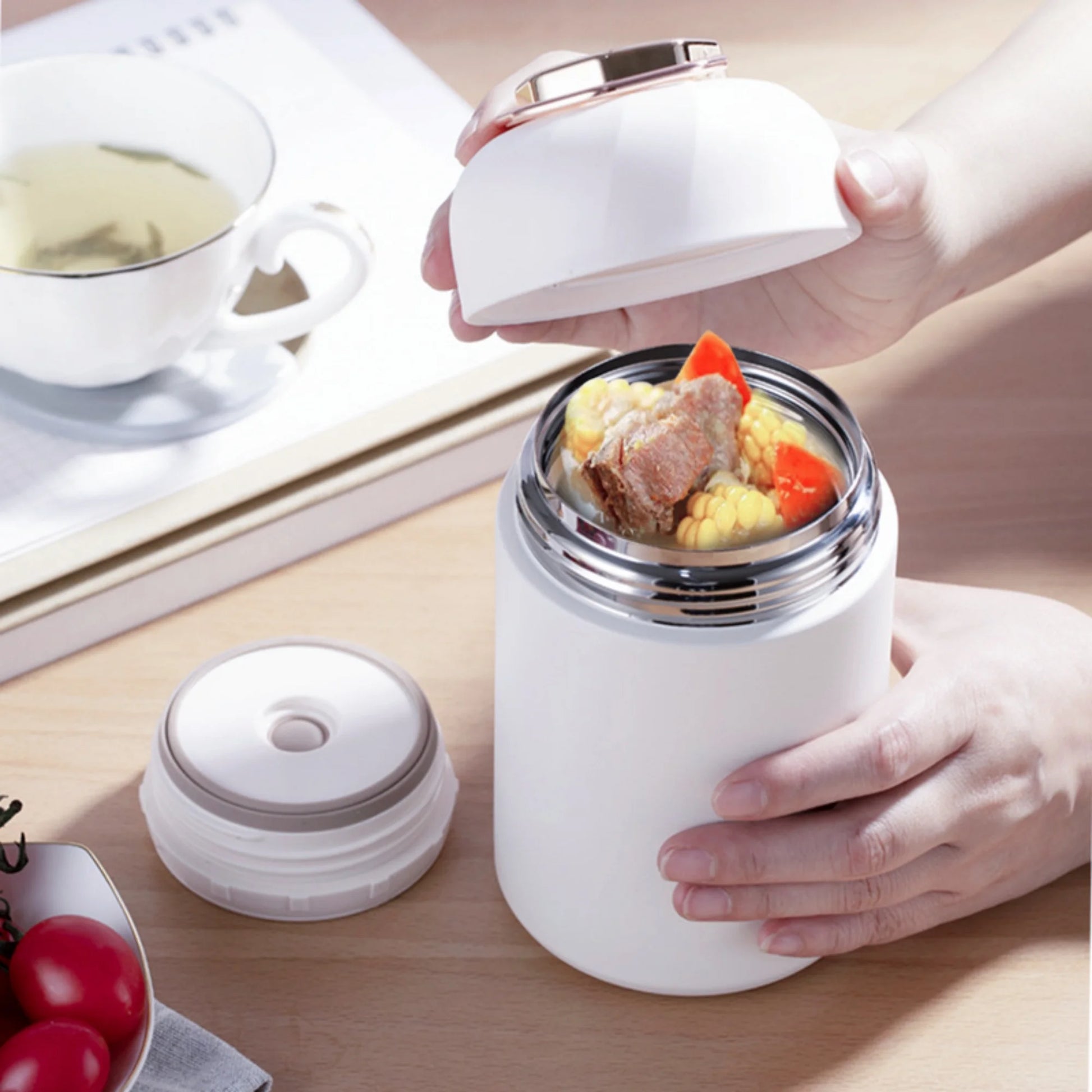 20oz White Stainless Steel Insulated Food Thermos with Spoon